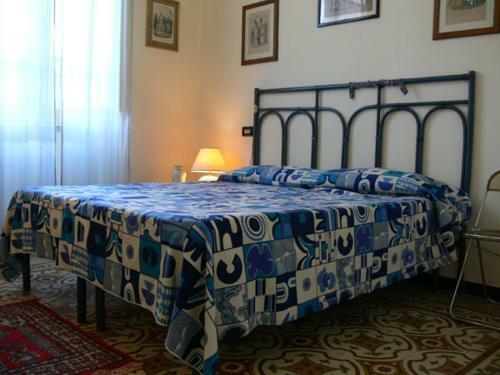 Bed & Breakfast George King