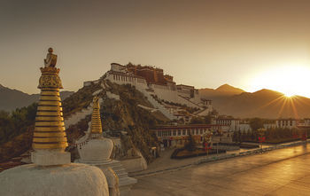 Shangri-la Lhasa Hotel