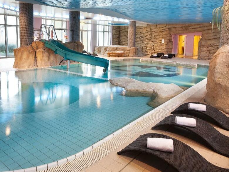 Grand Magic Hotel