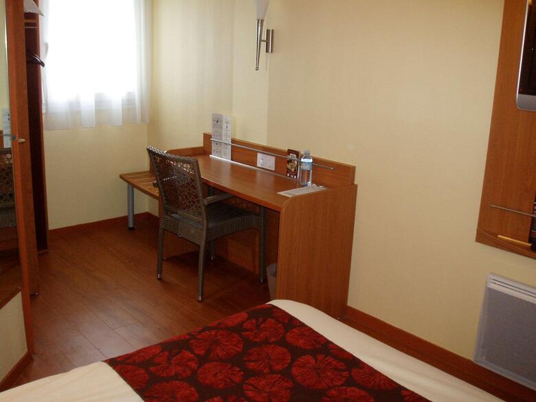 Comfort Hotel De Beaulieu (.)