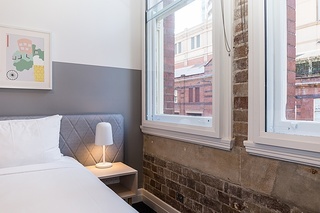 Aarons Hotel Sydney