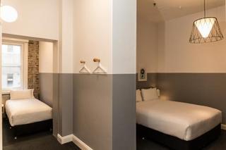 Aarons Hotel Sydney