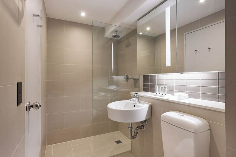 Hotel Harbourview