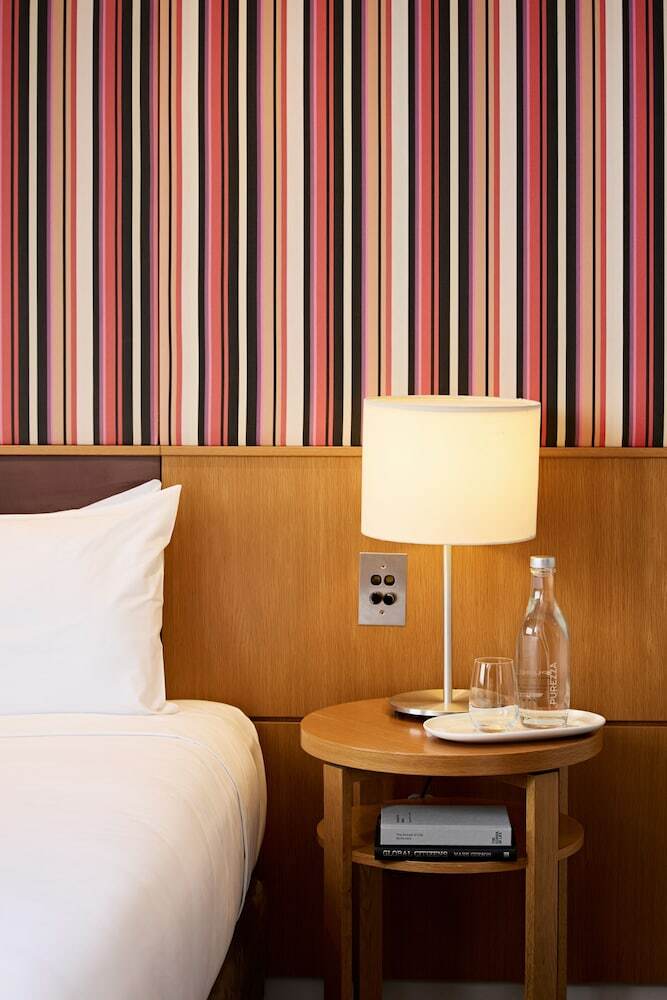 Hotel Harbourview