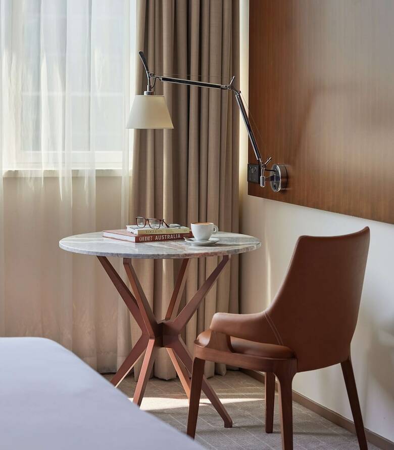 Hotel Chifley At Lennons