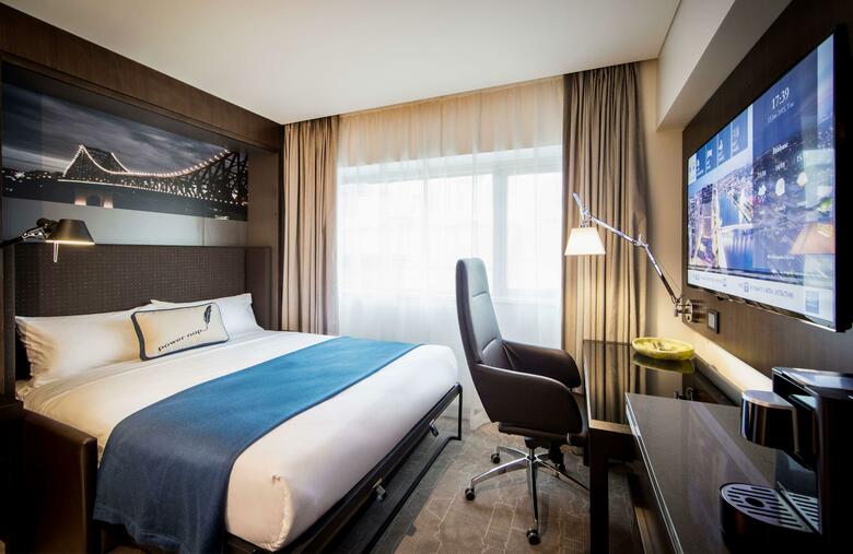 Hotel Chifley At Lennons