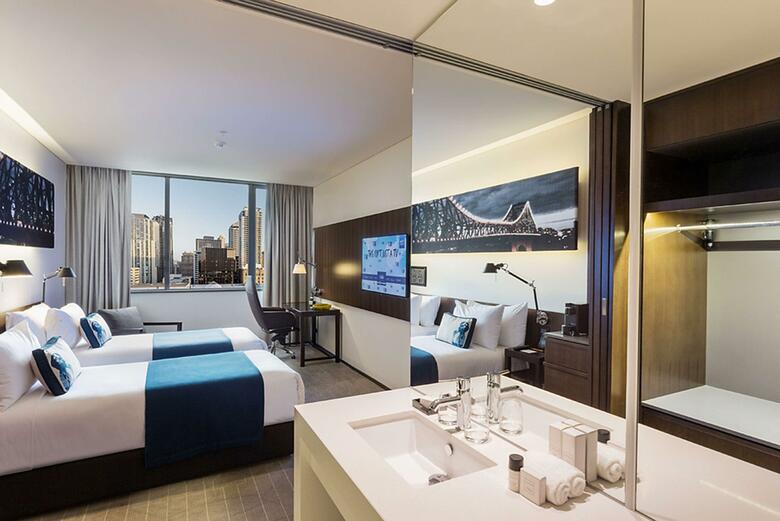 Hotel Chifley At Lennons