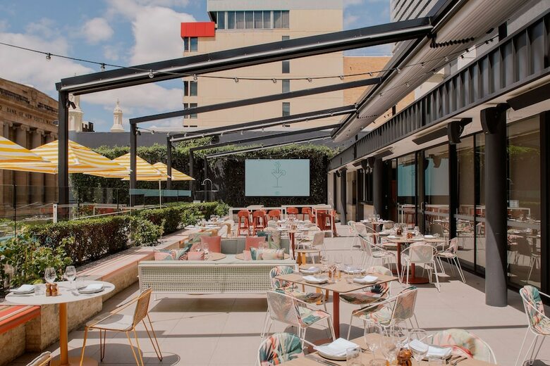 Hotel Chifley At Lennons