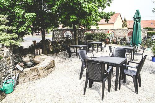 Hostal Borosty�nkert �tterem & Vend�gh�z