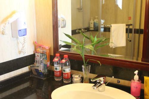 Jingtingshan Resort Hotel