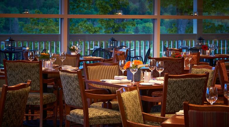 Hotel Deerhurst Resort