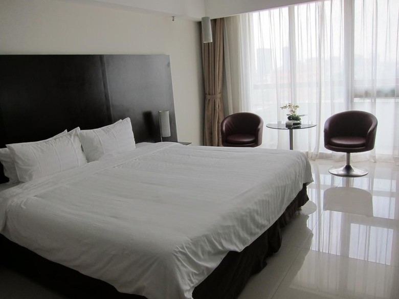 Clifford Hotel
