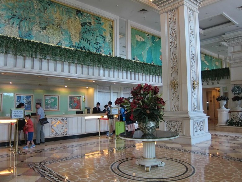 Clifford Hotel