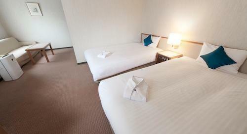 Hotel Sun White