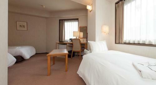 Hotel Sun White