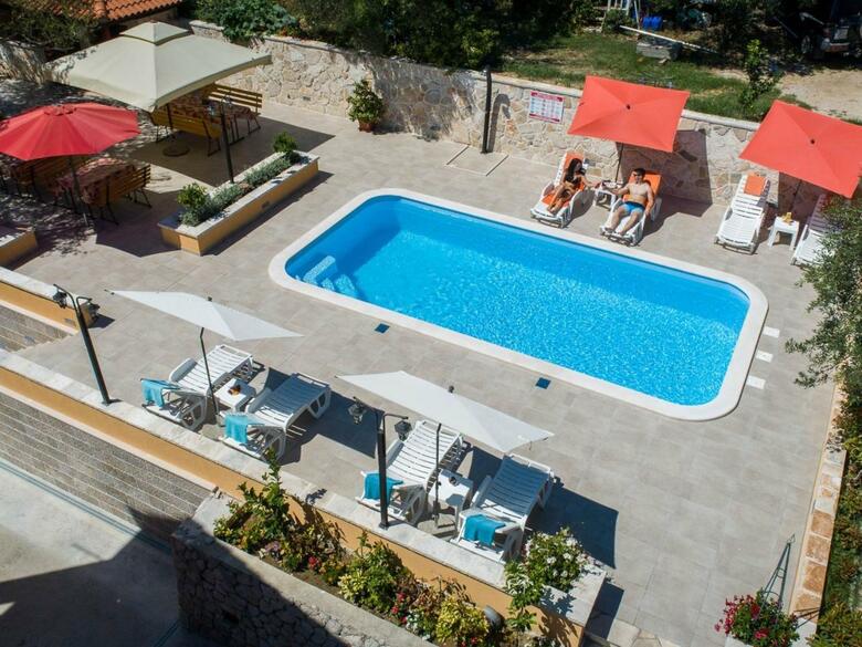 Apartments Njiric