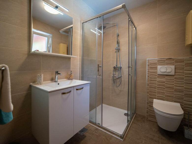 Apartments Njiric