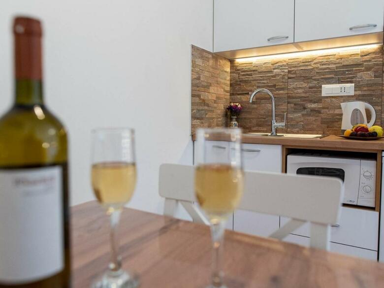 Apartments Njiric