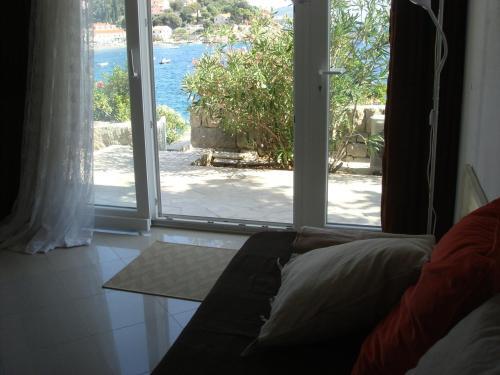 Apartamentos Beach House More