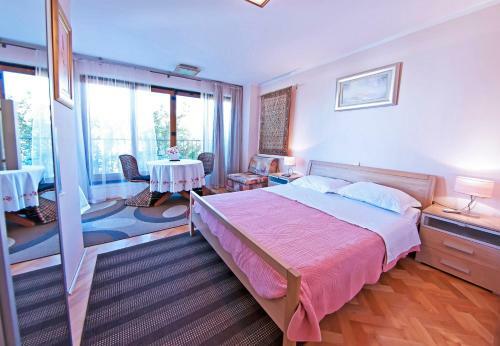 Apartamentos Villa Ana