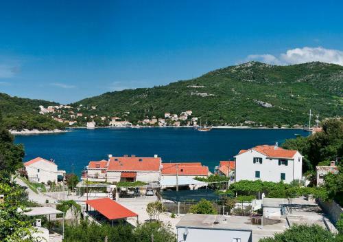 Apartamentos Villa Ana