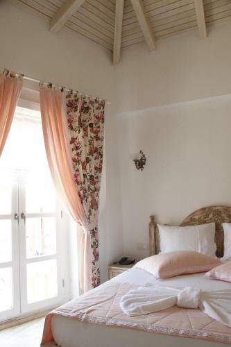 Ciftekuyu Hotel