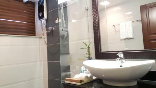 City Star Hotel