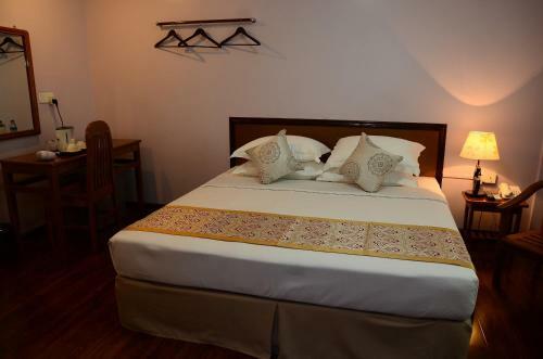 Great Glory Hotel