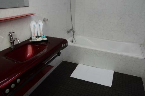 Great Glory Hotel