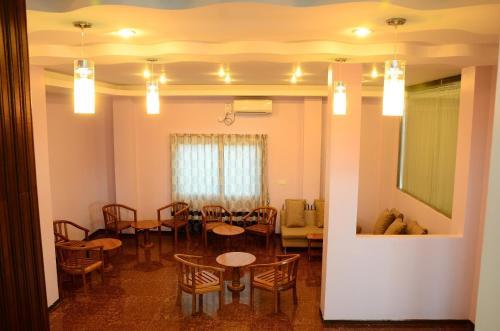 Great Glory Hotel