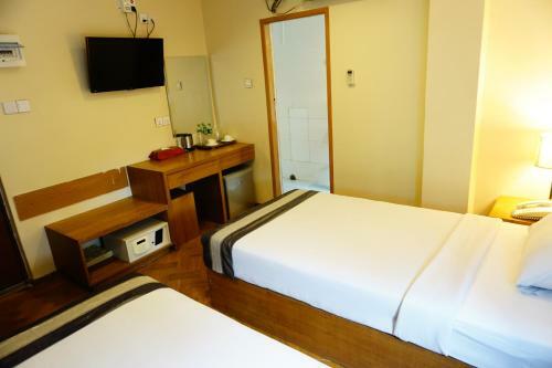 Pleasant View Hotel