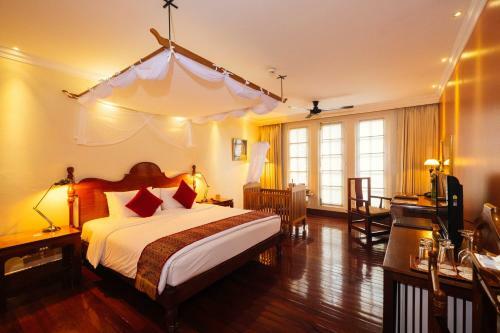 Savoy Hotel