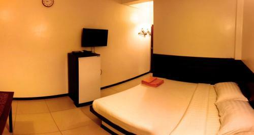 Hotel 63