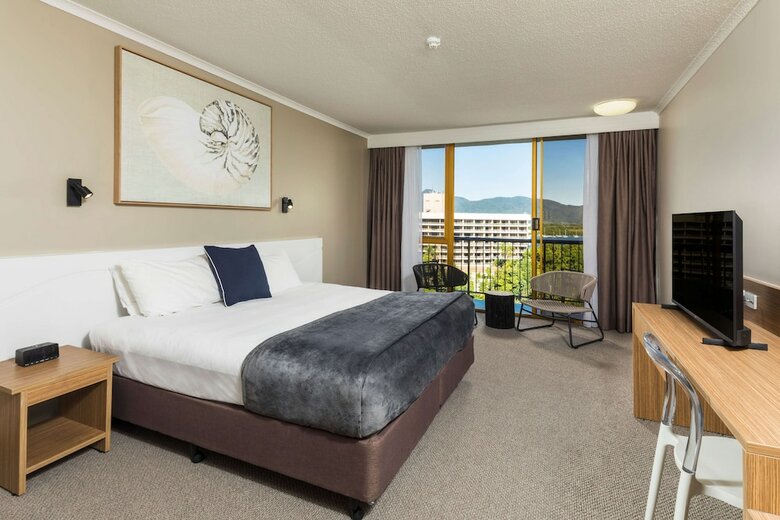 Hotel Pacific International