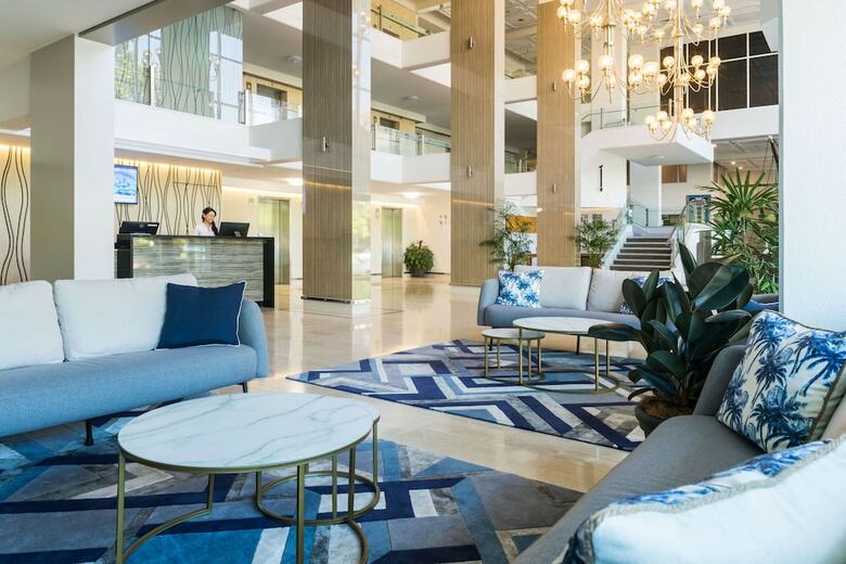 Hotel Pacific International