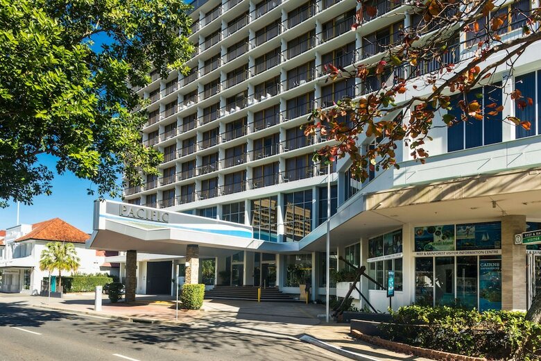 Hotel Pacific International