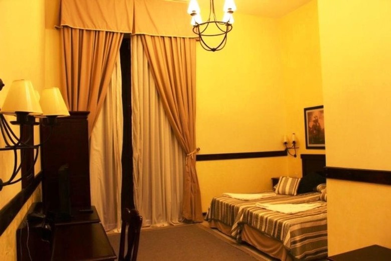Hotel Meson De La Flota