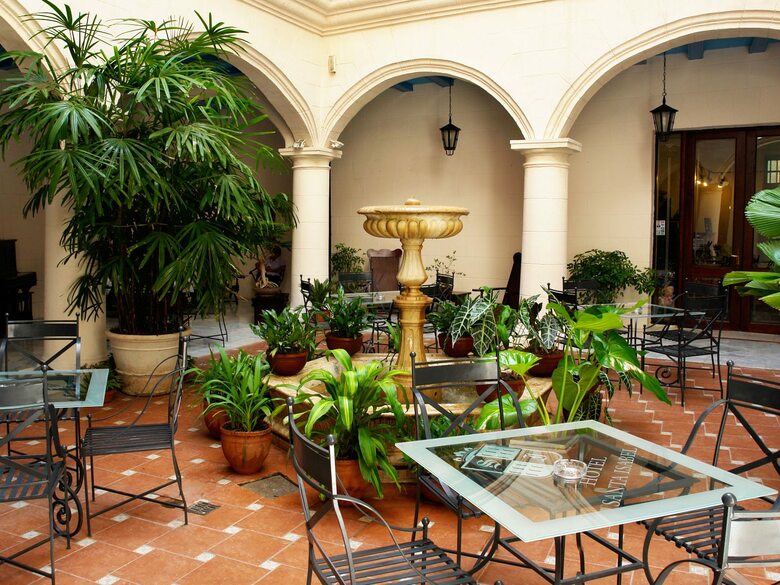Hotel Santa Isabel