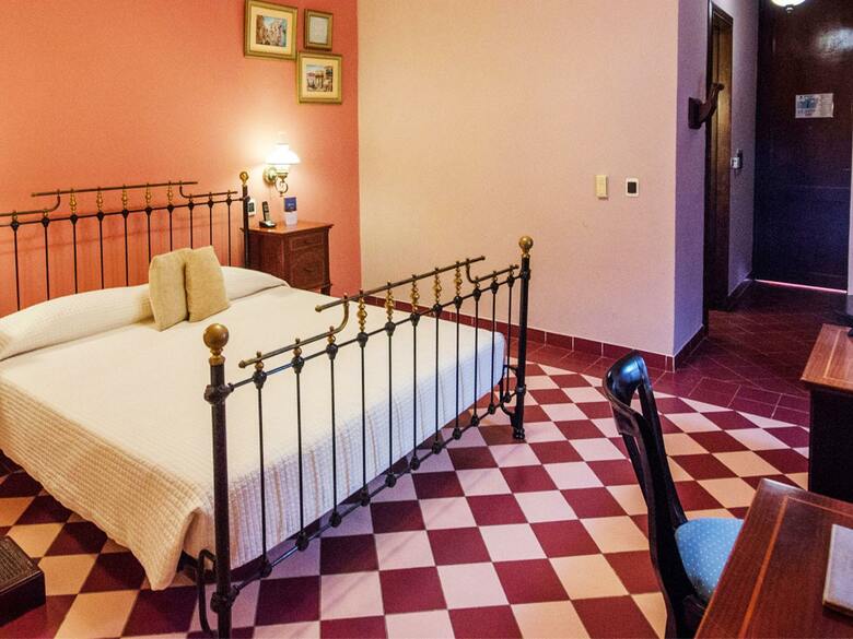 Hotel Santa Isabel