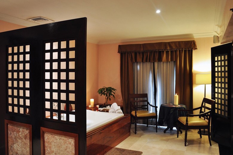 Hotel Saratoga