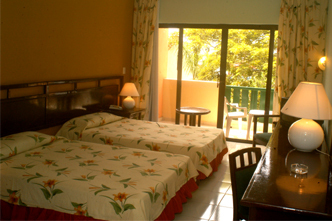 Hotel Cuatro Vientos/ Brisas Santa Lucia