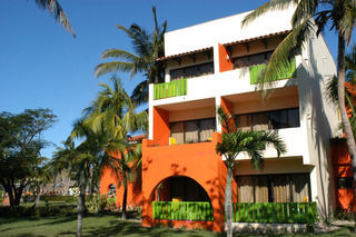 Hotel Cuatro Vientos/ Brisas Santa Lucia