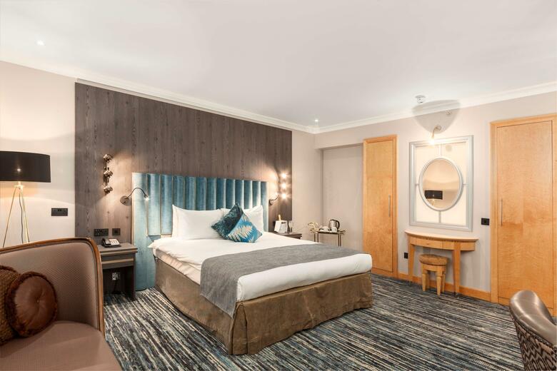 Courthouse Hotel London