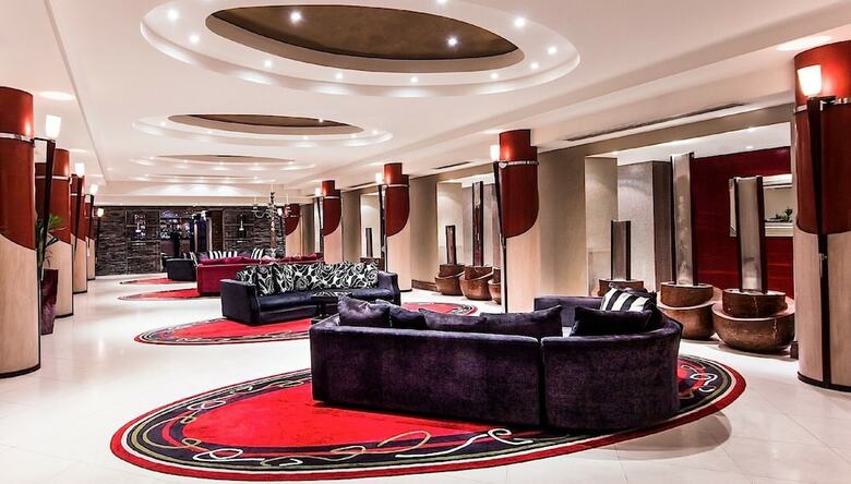 Courthouse Hotel London