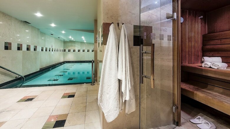 Courthouse Hotel London