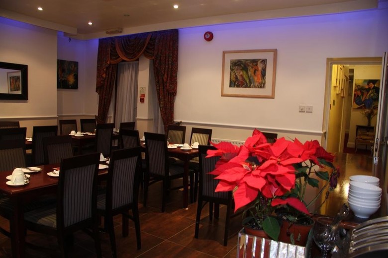 Hotel Kingsway Park