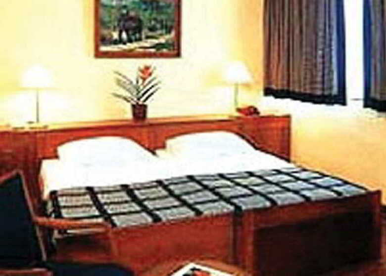Thamada Hotel