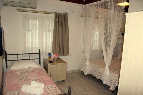 Hostal Imerek Tas Ev Hotel