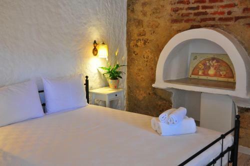 Hostal Imerek Tas Ev Hotel