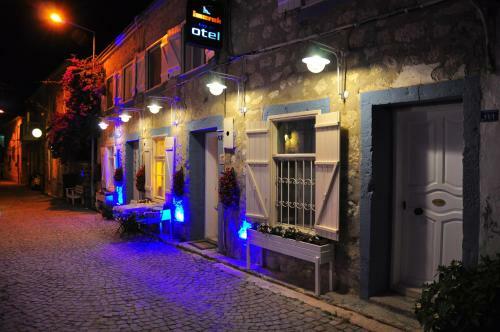Hostal Imerek Tas Ev Hotel